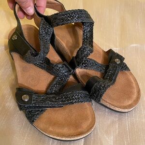 TAOS Trulie black sandal with velcro straps